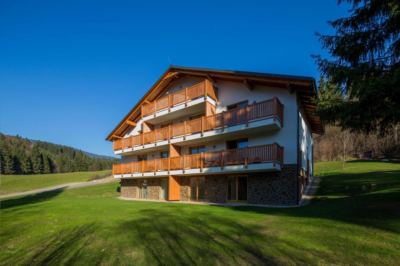 Apartman Sosna Dolny Kubin Buitenkant foto